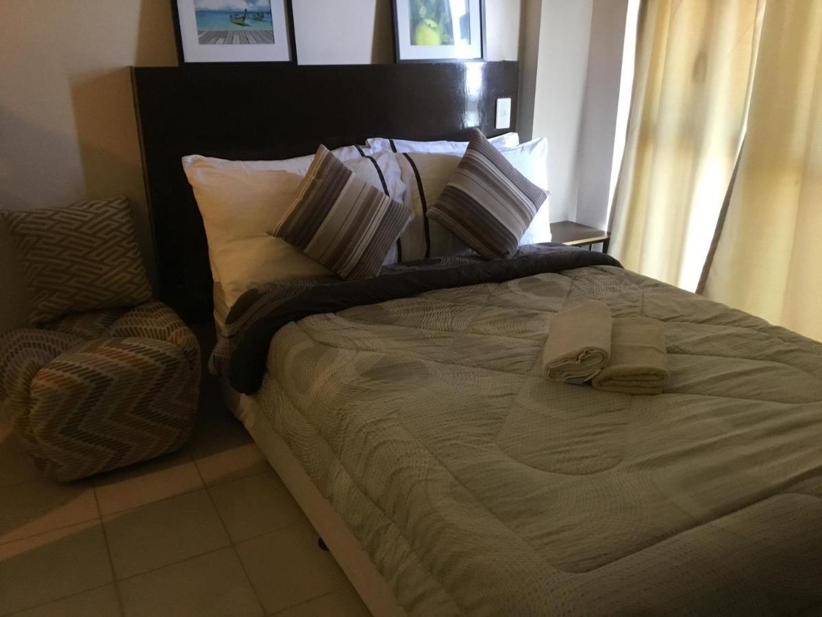 Condo With Free Swimming Pool & Viewing Deck Tagaytay City Exterior foto