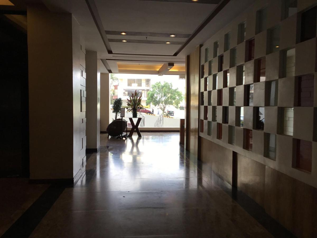 Condo With Free Swimming Pool & Viewing Deck Tagaytay City Exterior foto