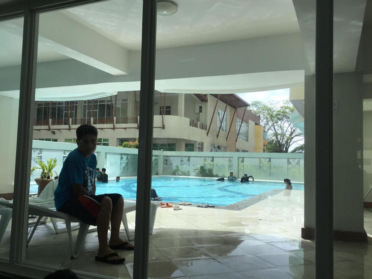 Condo With Free Swimming Pool & Viewing Deck Tagaytay City Exterior foto