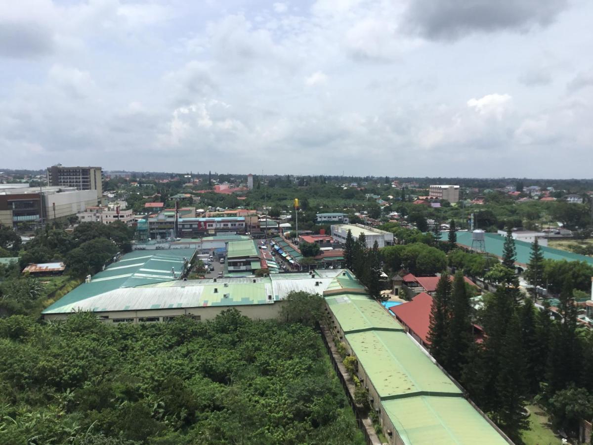 Condo With Free Swimming Pool & Viewing Deck Tagaytay City Exterior foto