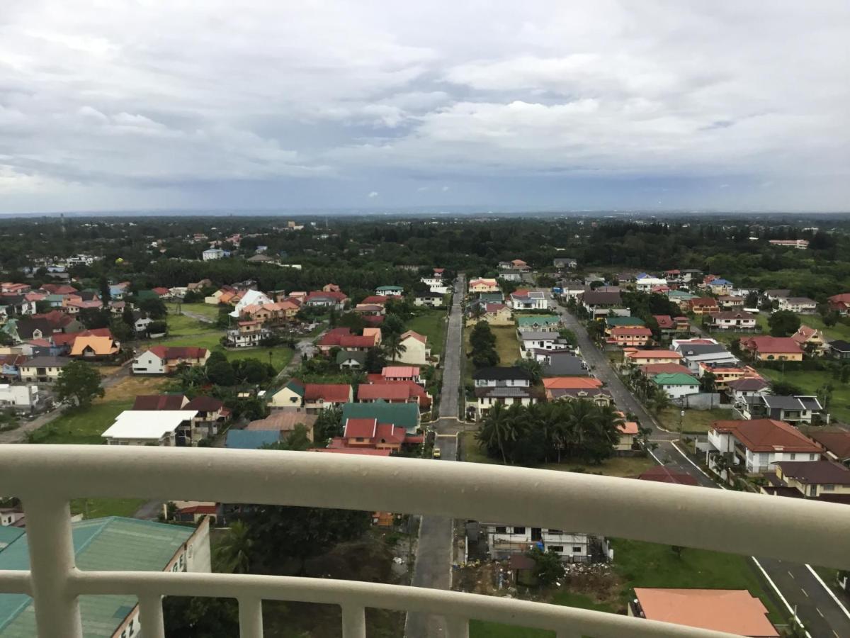 Condo With Free Swimming Pool & Viewing Deck Tagaytay City Exterior foto